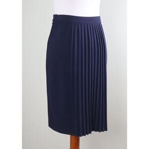 ST. JOHN COLLECTION Marie Gray $395 Pull On Pleated Santana Knit Skirt Size 4